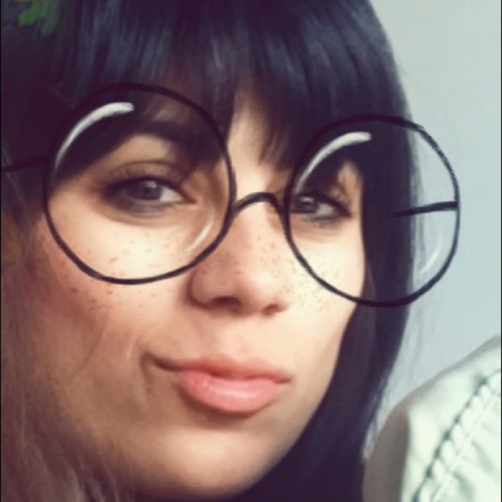 Meet your Posher, Melissa